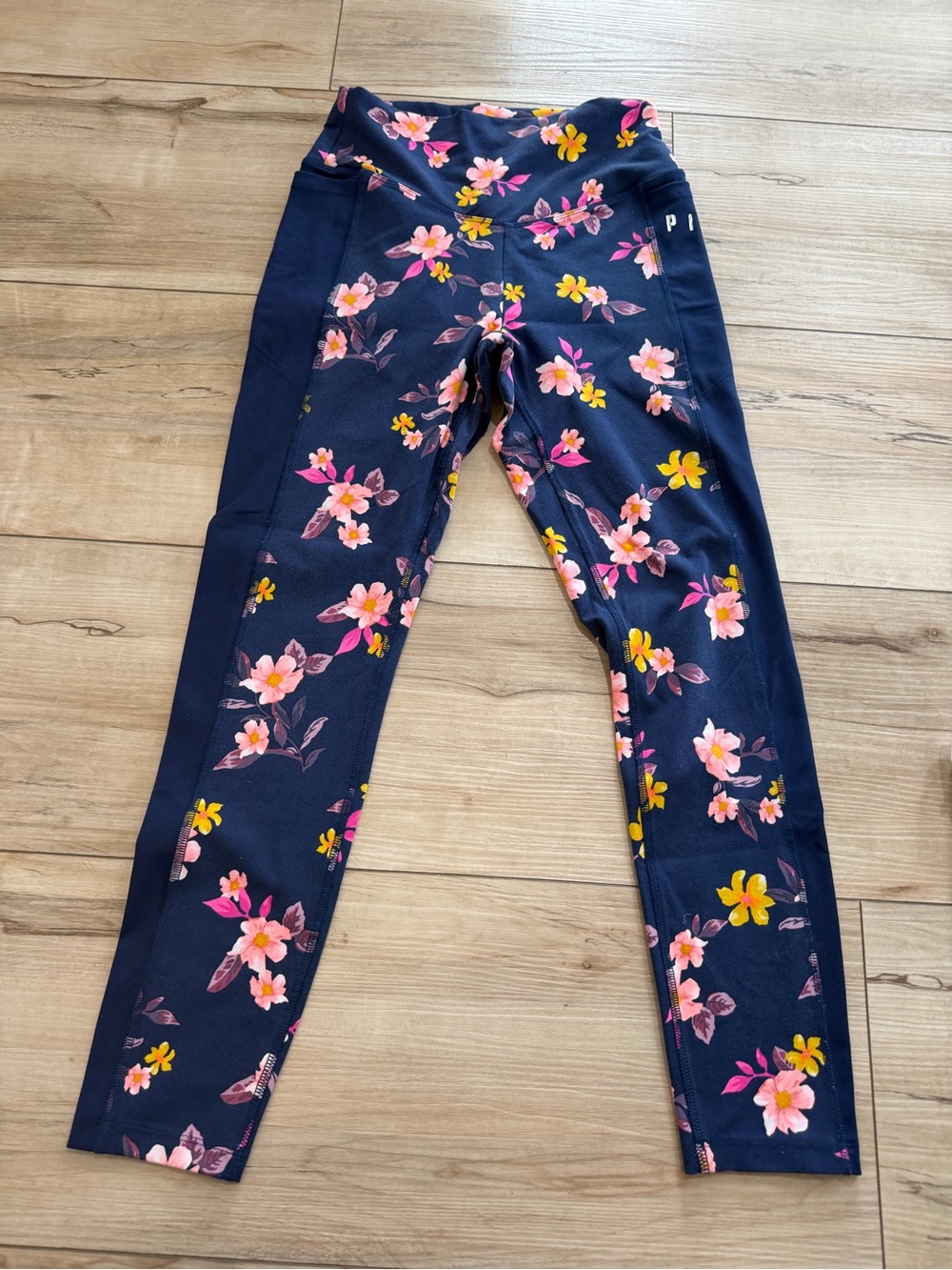 Pink Victoria's Secret Ultimate Leggings Navy Floral High Waist Pocket Small